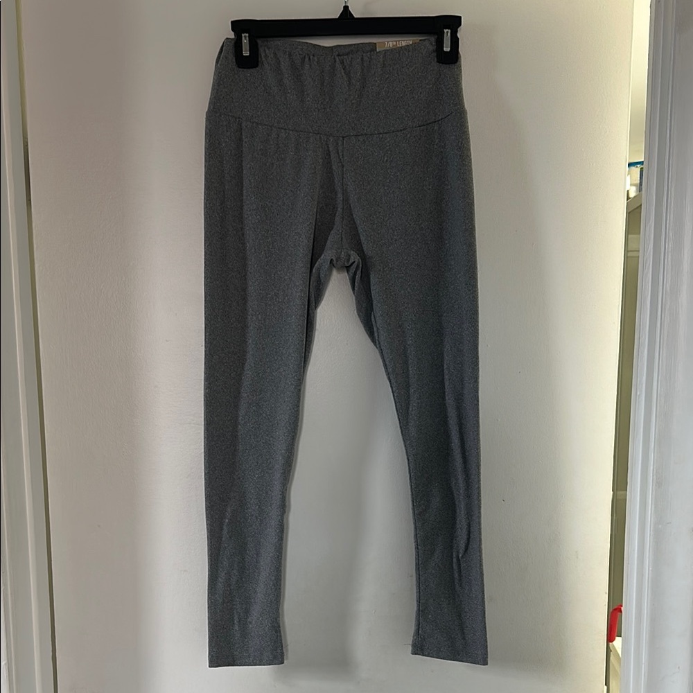 New gray maternity Leggings